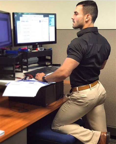 big ass gay|menwithbigbutts (@menwithbigbutts